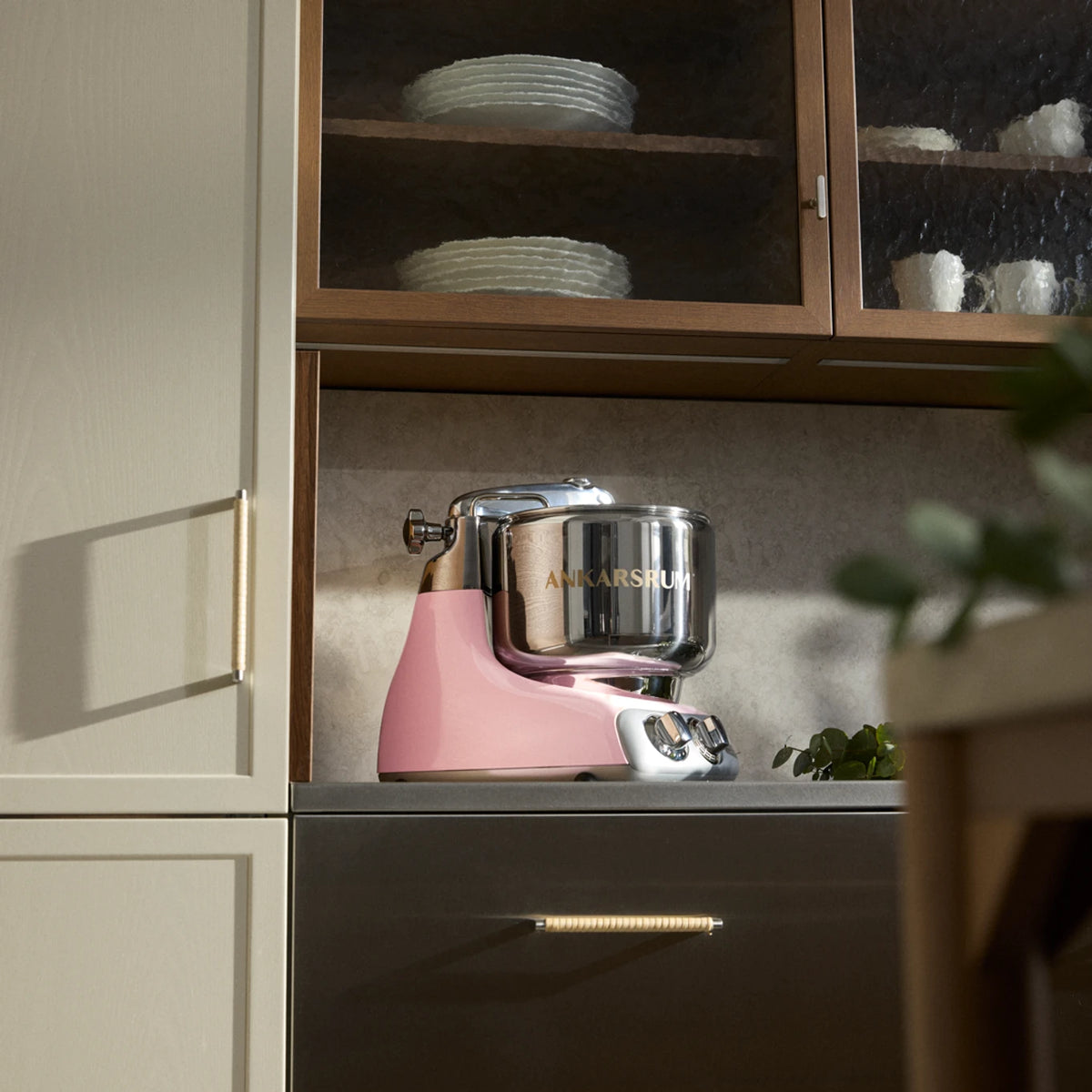 Ankarsrum Assistent Original Stand Mixer – Cloudy Pink