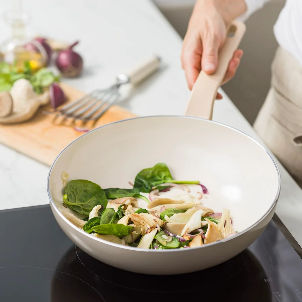 GreenPan Essence Deep Frypan - 28cm