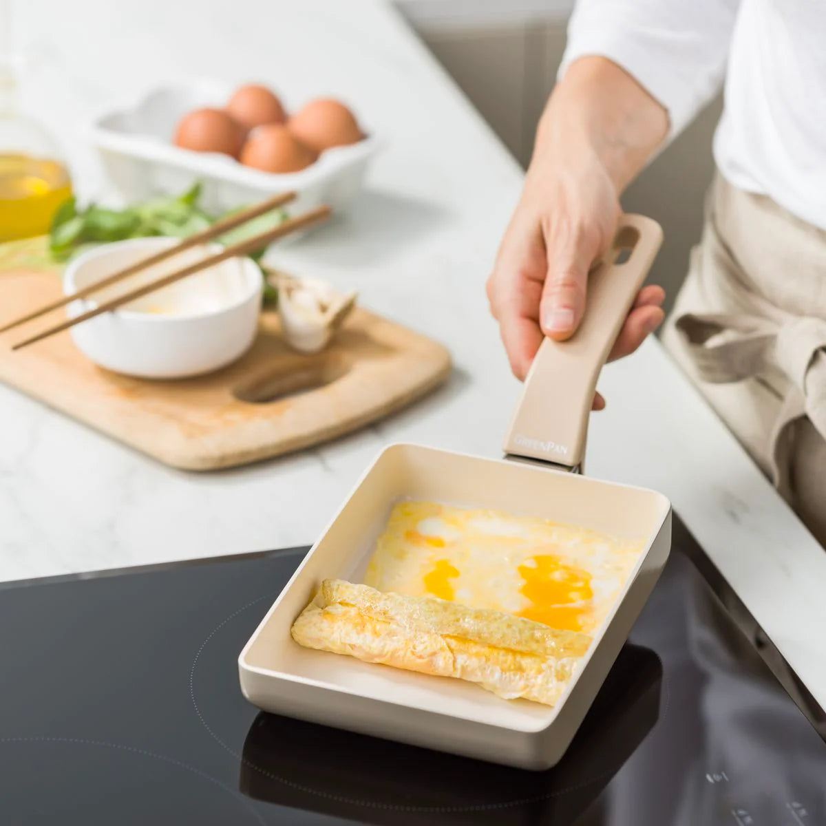 GreenPan Essence Rectangular Egg Pan – 18.3 cm