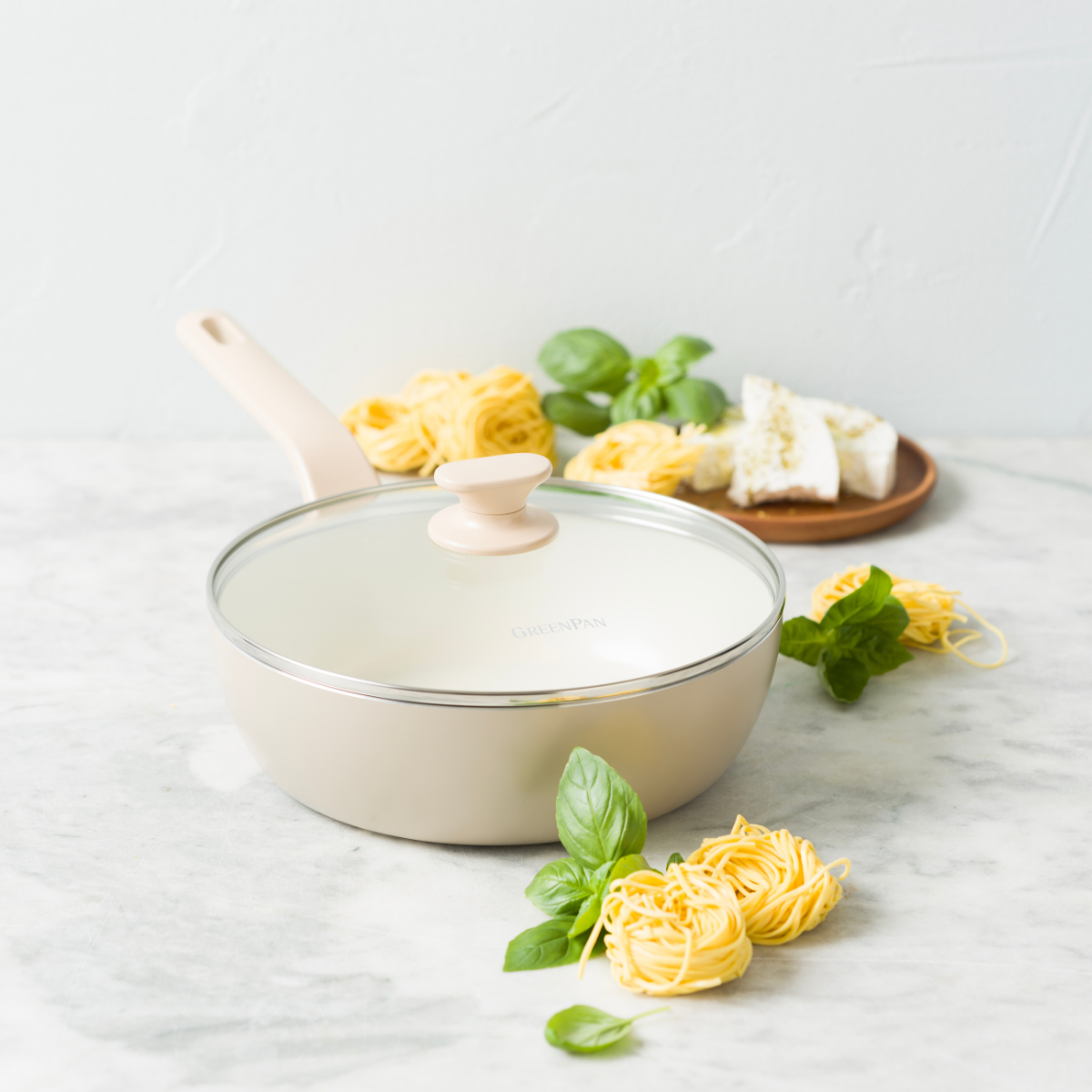 GreenPan Essence Chef Pan (w/ Lid) - 24cm