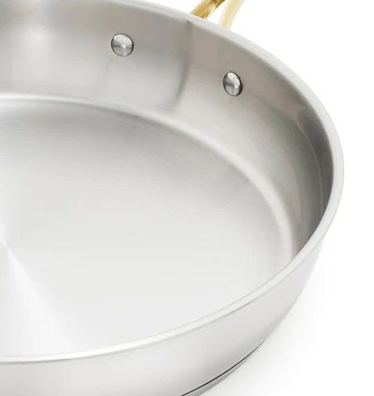 STAINLESS STEEL CONSTRUCTION